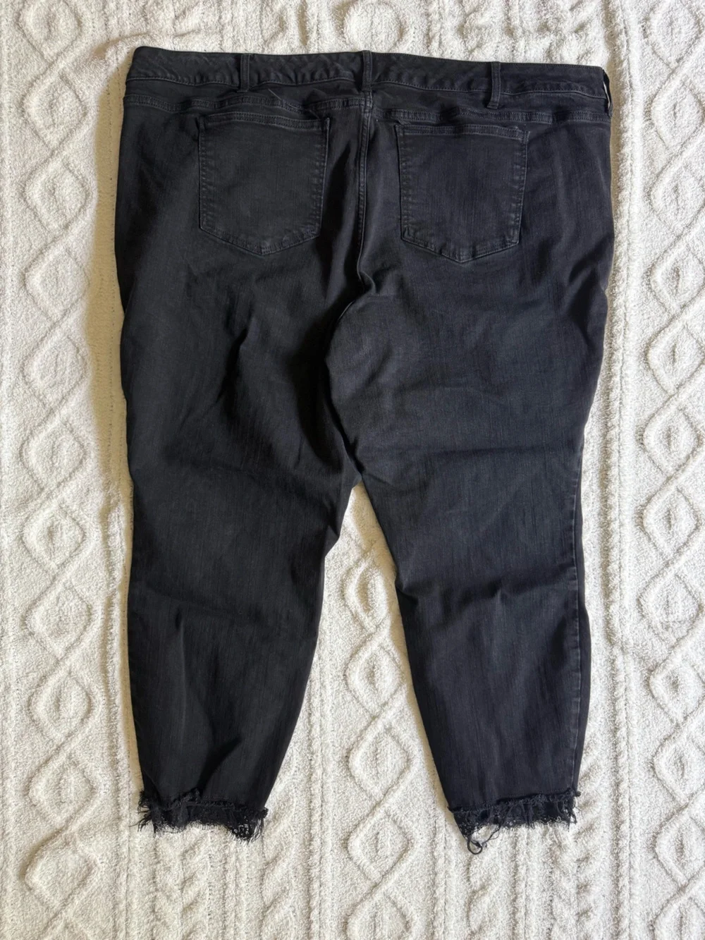 Torrid Ankle Skinny Jeans Black Distressed Lace Hem Stretch Denim Size 28 Tall